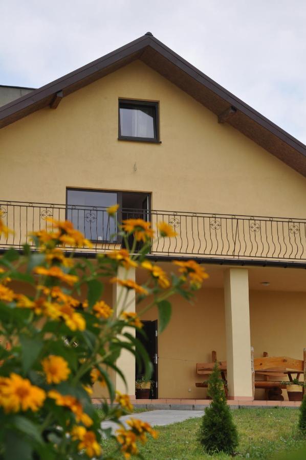 Ferienwohnung Przylesie Uniejów Exterior foto